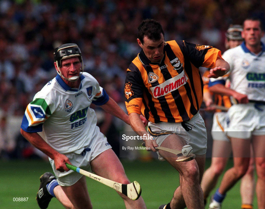 16 August 1998; Brian McEvoy of Kilkenny in action against Séan Cullinane of Waterford during the Guinness All-Ireland Senior Hurling Championship Semi-Final match between Kilkenny and Waterford at Croke Park in Dublin. Photo by Ray McManus/Sportsfile