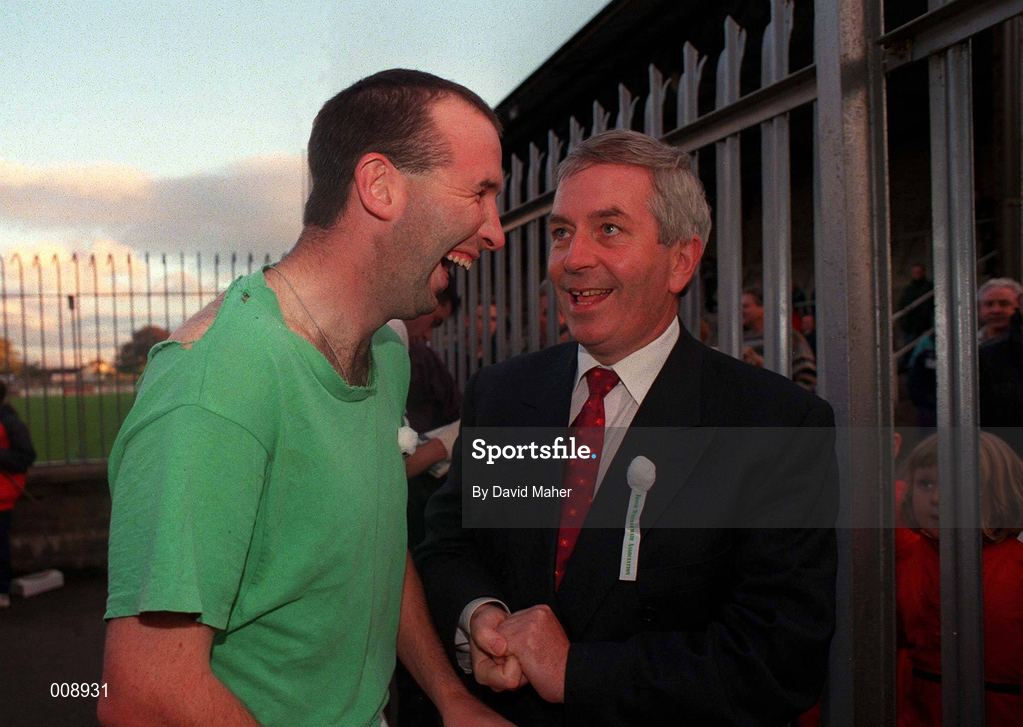 15 September 1998; Team captain Glenn Ryan with Minister for Finance Charlie McCreevey TD at a Kildare senior football squad training session at St Conleth's Park in Newbridge, Kildare. Photo by David Maher/Sportsfile