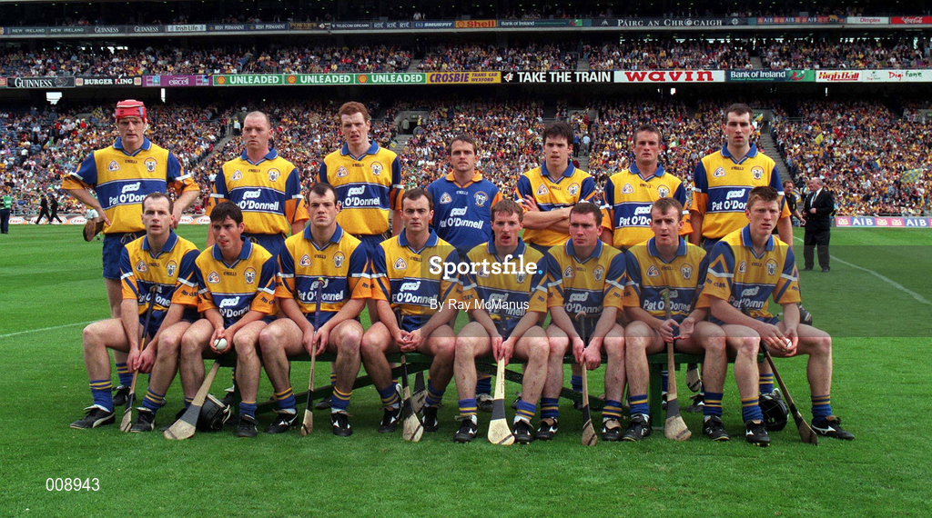27 August 1998; The Clare team before the Guinness All-Ireland Hurling All-Ireland Senior Championship Semi-Final Replay match between Clare and Offaly at Croke Park in Dublin. Photo by Ray McManus/Sportsfile