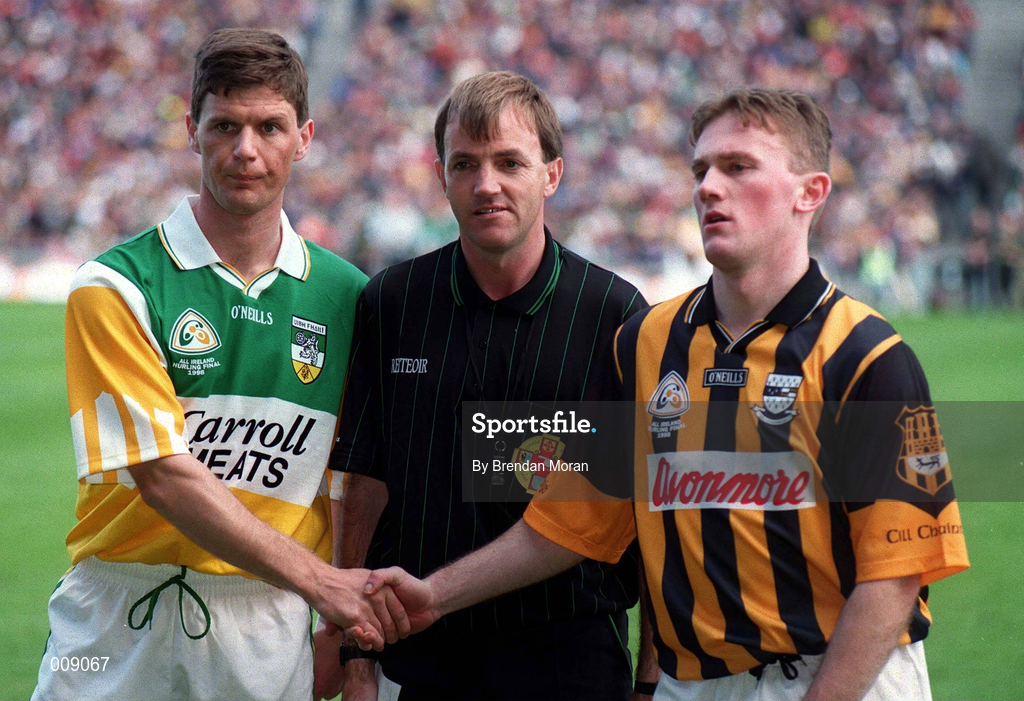 13 September 1998; Referee Dickie Murphy with team captains Hubert Rigney of Offaly and Tom Hickey of Kilkenny before the Guinness All-Ireland Senior Hurling Championship Final match between Kilkenny and Offaly at Croke Park in Dublin. Photo by Brendan Moran/Sportsfile