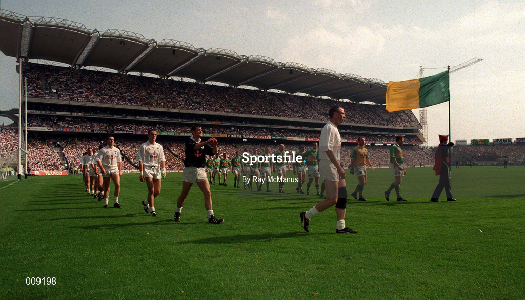 30 August 1998; Kildare captain Glenn Ryan leads his side during the pre-match parade before the Bank of Ireland All-Ireland Senior Football Championship Semi-Final match between Kerry and Kildare at Croke Park in Dublin. Photo by Ray McManus/Sportsfile