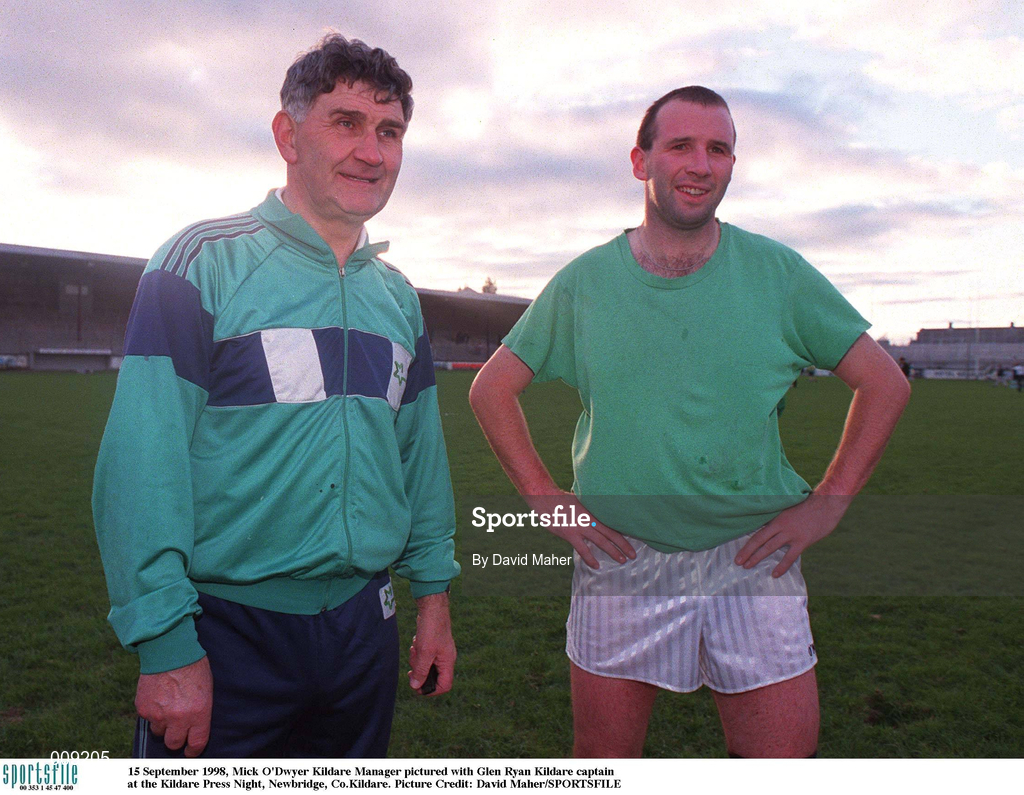 15 September 1998; Kildare manager Mick O'Dwyer with team captain Glenn Ryan at a Kildare senior football squad training session at St Conleth's Park in Newbridge, Kildare. Photo by David Maher/Sportsfile