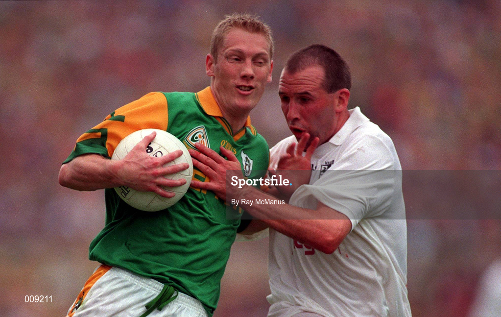 2 August 1998; Graham Geraghty of Meath in action against Glenn Ryan of Kildare during the Bank of Ireland Leinster Senior Football Championship Final match between Kildare and Meath at Croke Park in Dublin. Photo by Ray McManus/Sportsfile