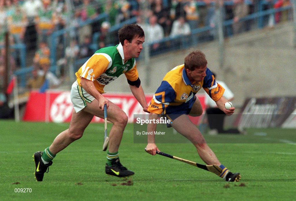 22 August 1998; Jamesie O'Connor of Clare in action against Johnny Pilkington of Offaly during the Guinness All-Ireland Hurling All-Ireland Senior Championship Semi-Final Replay match between Clare and Offaly at Croke Park in Dublin. Photo by David Maher/Sportsfile