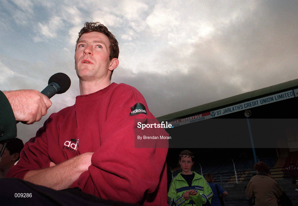 16 September 1998; Jarlath Fallon being interviewed by a journalist during a Galway senior football squad training session at Tuam Stadium in Tuam, Galway. Photo by Brendan Moran/Sportsfile