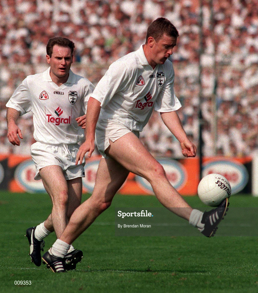 30 August 1998; John Finn of Kildare during the Bank of Ireland All-Ireland Senior Football Championship Semi-Final match between Kerry and Kildare at Croke Park in Dublin. Photo by Brendan Moran/Sportsfile
