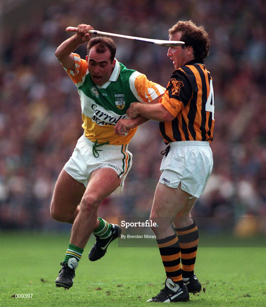 13 September 1998; Johnny Dooley of Offaly in action against Willie O'Connor of Kilkenny during the Guinness All-Ireland Senior Hurling Championship Final match between Kilkenny and Offaly at Croke Park in Dublin. Photo by Brendan Moran/Sportsfile