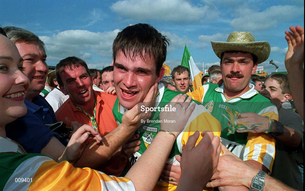 29 August 1998; Offaly's Johnny Pilkington celebrates with supporters after the Guinness All-Ireland Senior Hurling Championship Semi-Final Refixture match between Clare and Offaly at Semple Stadium in Thurles, Tipperary. Photo by Brendan Moran/Sportsfile