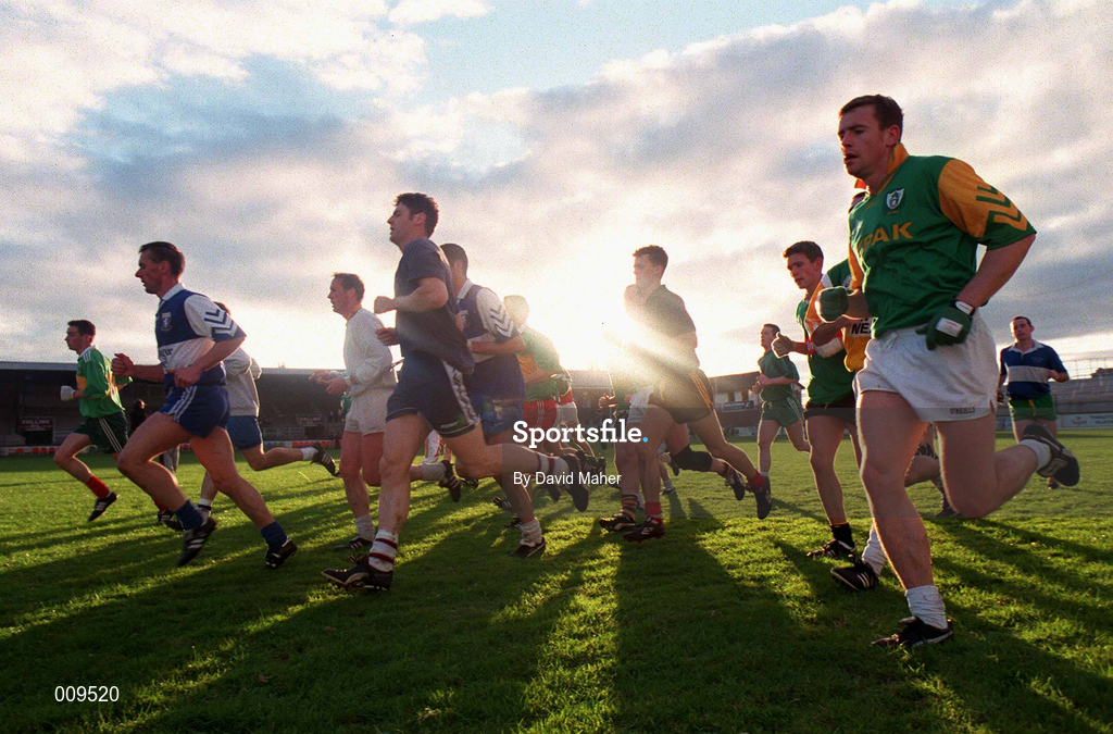 15 September 1998; Players during a Kildare senior football squad training session at St Conleth's Park in Newbridge, Kildare. Photo by David Maher/Sportsfile