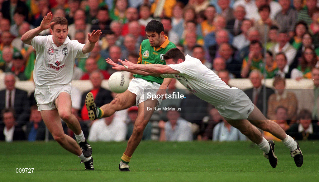 2 August 1998; Nigel Nestor of Meath in action against John Finn and Niall Buckley, right, of Kildare during the Bank of Ireland Leinster Senior Football Championship Final match between Kildare and Meath at Croke Park in Dublin. Photo by Ray McManus/Sportsfile