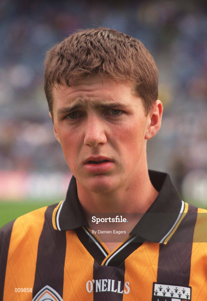 16 August 1998; Kilkenny captain Paul Shefflin before the All-Ireland Minor Hurling Championship Semi-Final match between Kilkenny and Galway at Croke Park in Dublin. Photo by Damien Eagers/Sportsfile