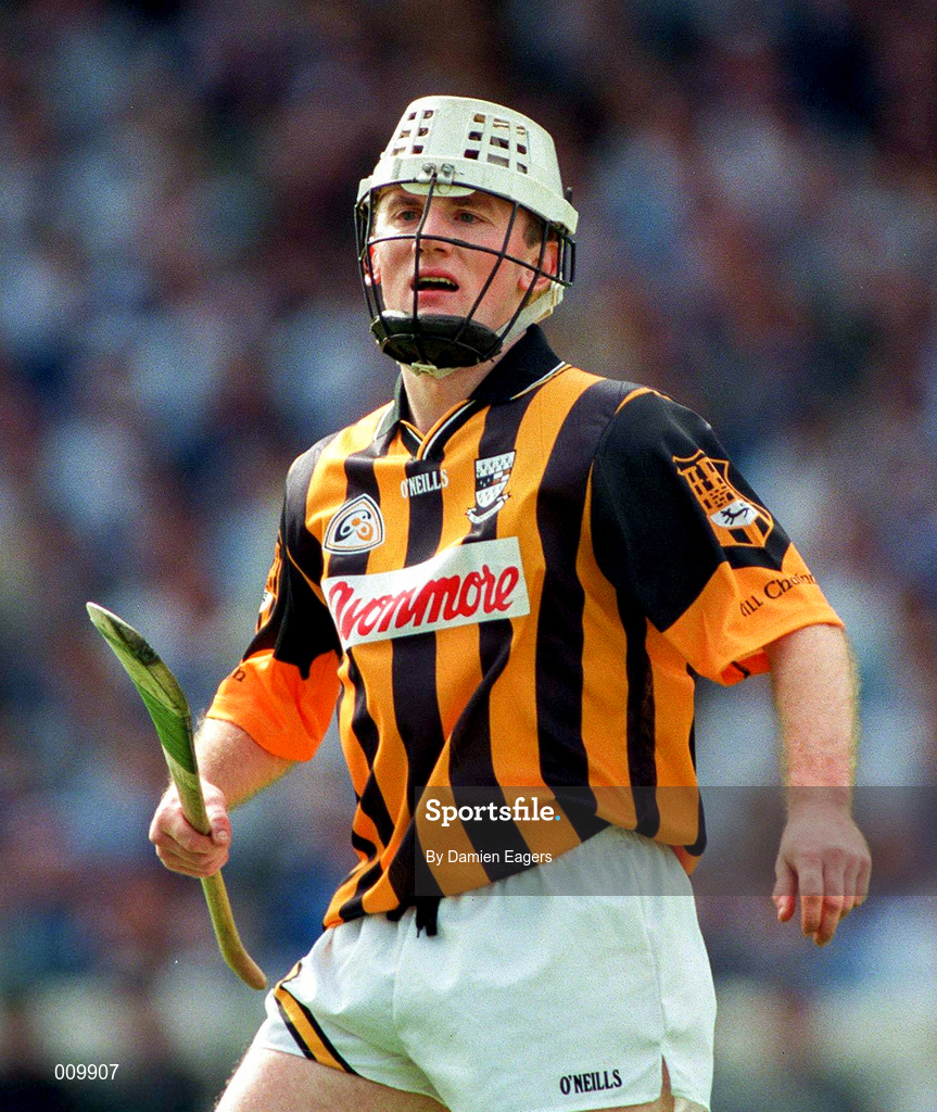 16 August 1998; Tom Hickey of Kilkenny during the Guinness All-Ireland Senior Hurling Championship Semi-Final match between Kilkenny and Waterford at Croke Park in Dublin. Photo by Damien Eagers/Sportsfile