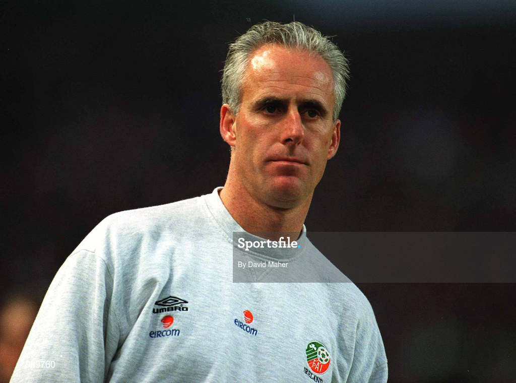 16 May 2002; Republic of Ireland manager Mick McCarthy during the International Friendly match between Republic of Ireland and Nigeria at Lansdowne Road in Dublin. Photo by David Maher/Sportsfile