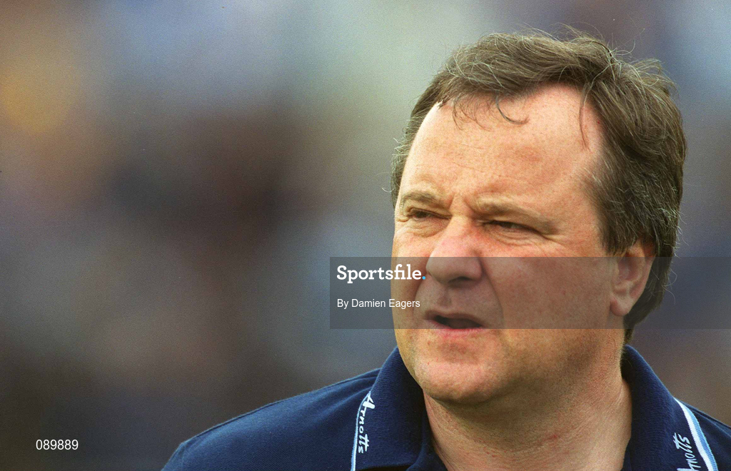 1 June 2002; Dublin manager Tommy Lyons during the Bank of Ireland Leinster Senior Football Championship Quarter-Final match between Wexford and Dublin at Dr. Cullen Park in Carlow. Photo by Damien Eagers/Sportsfile