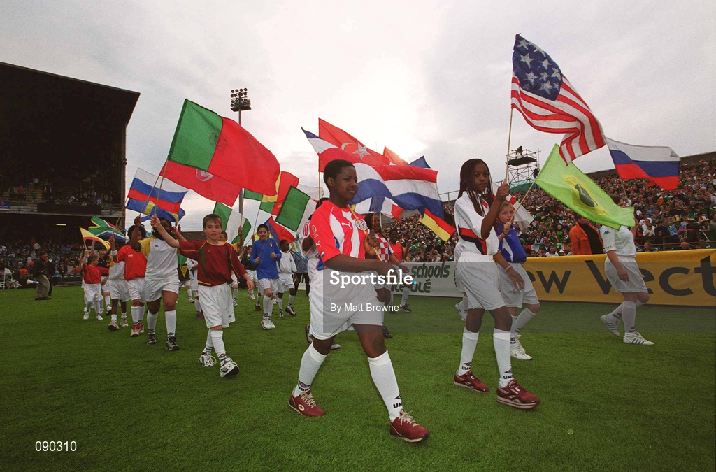 16 May 2002; Children marching during the Sport Against Racism Ireland parade prior to the International Friendly match between Republic of Ireland and Nigeria at Lansdowne Road in Dublin. Photo by Matt Browne/Sportsfile