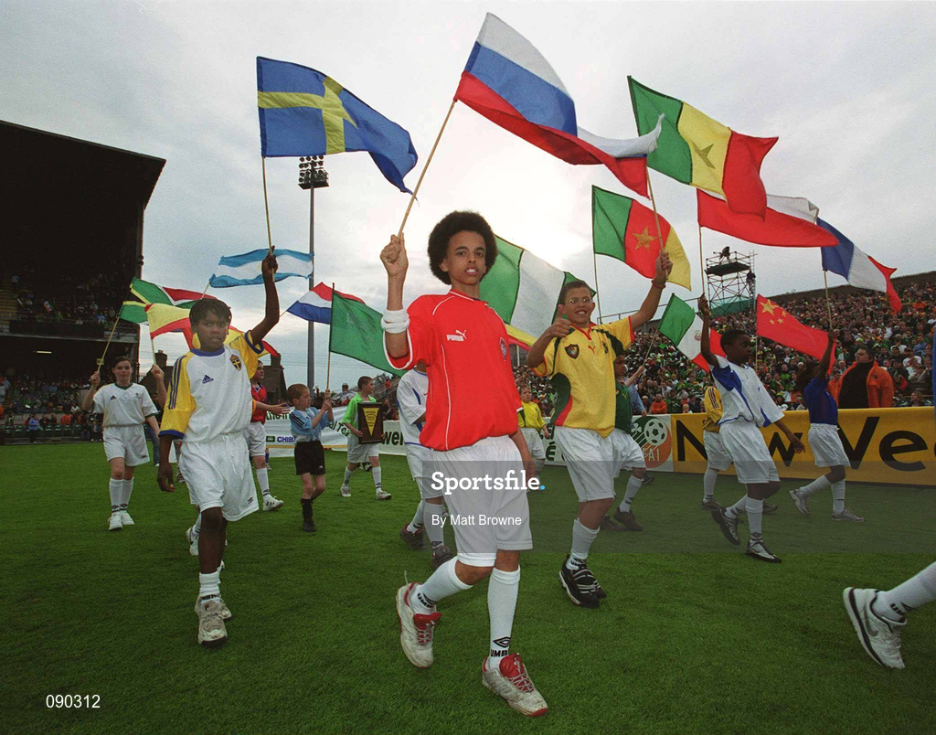 16 May 2002; Children marching during the Sport Against Racism Ireland parade prior to the International Friendly match between Republic of Ireland and Nigeria at Lansdowne Road in Dublin. Photo by Matt Browne/Sportsfile