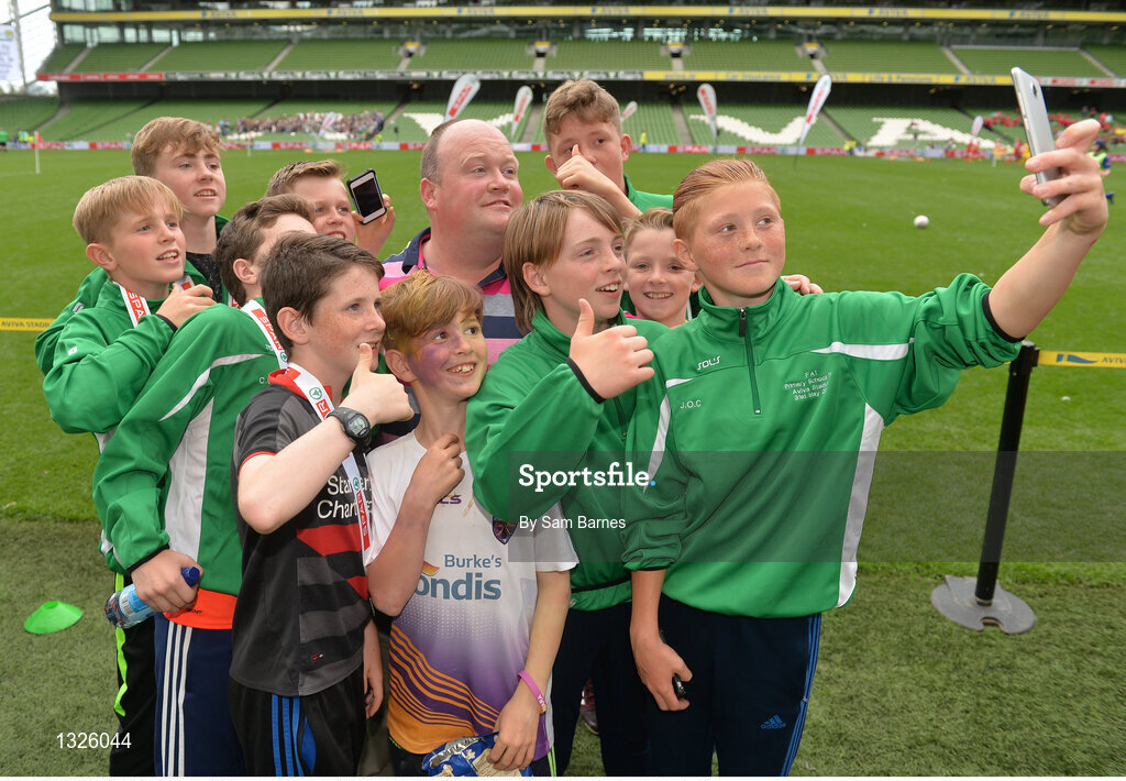 31 May 2017;The Scoil Chiaráin Naofa team, Co Galway, take a selfie during the SPAR FAI Primary School 5s National Finals at Aviva Stadium, in Lansdowne Rd, Dublin. Photo by Sam Barnes/Sportsfile