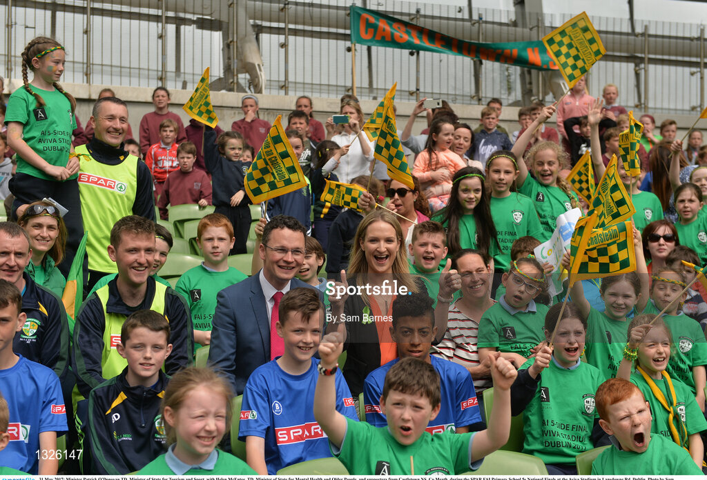 31 May 2017; Minister Patrick O’Donovan TD, Minister of State for Tourism and Sport, with Helen McEntee, TD, Minister of State for Mental Health and Older People, and supporters from Castletown NS, Co Meath, during the SPAR FAI Primary School 5s National Finals at the Aviva Stadium in Lansdowne Rd, Dublin. Photo by Sam Barnes/Sportsfile