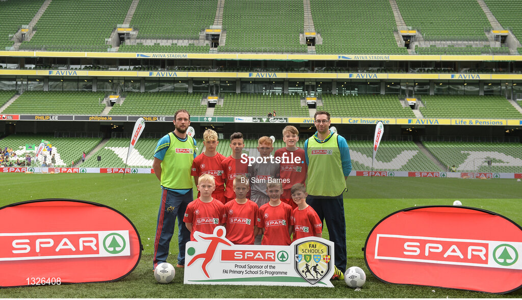 31 May 2017; The Scoil lognáid team, Co Galway, during the SPAR FAI Primary School 5s National Finals at Aviva Stadium, in Lansdowne Rd, Dublin 4. Photo by Sam Barnes/Sportsfile