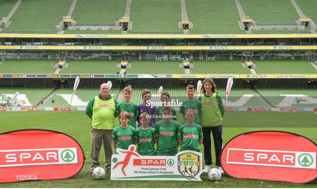 31 May 2017; The Scoil Chiaráin Naofa team, Co Galway, during the SPAR FAI Primary School 5s National Finals at Aviva Stadium, in Lansdowne Rd, Dublin 4. Photo by Sam Barnes/Sportsfile