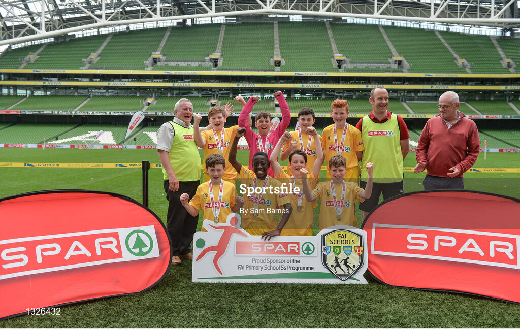 31 May 2017; The St Joseph's NS team, Co Monaghan, with their medals following the SPAR FAI Primary School 5s National Finals at Aviva Stadium, in Lansdowne Rd, Dublin 4. Photo by Sam Barnes/Sportsfile