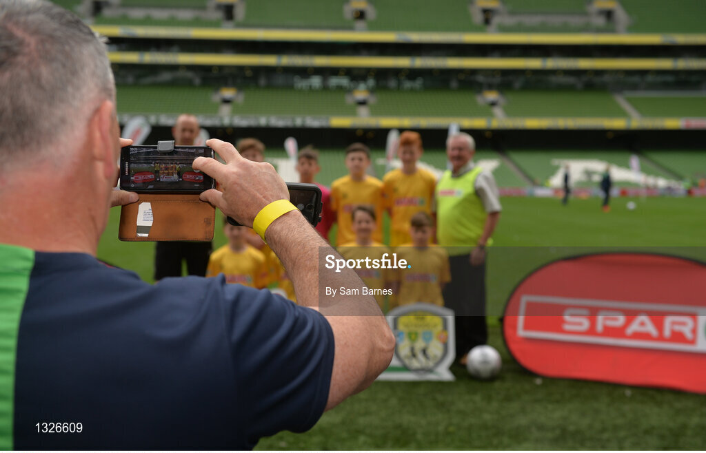 31 May 2017; The St Joseph's NS team, Co Monaghan, pose for a photograph during the SPAR FAI Primary School 5s National Finals at Aviva Stadium, in Lansdowne Rd, Dublin 4. Photo by Sam Barnes/Sportsfile
