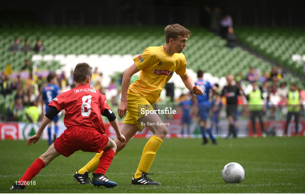 31 May 2017; Andrew Murray of Dooish NS, Co Donegal, in action against Ryan Bradburn of Scoil an Athar Tadhg, Co Cork, during the SPAR FAI Primary School 5s National Finals at Aviva Stadium, in Lansdowne Rd, Dublin 4. Photo by Sam Barnes/Sportsfile