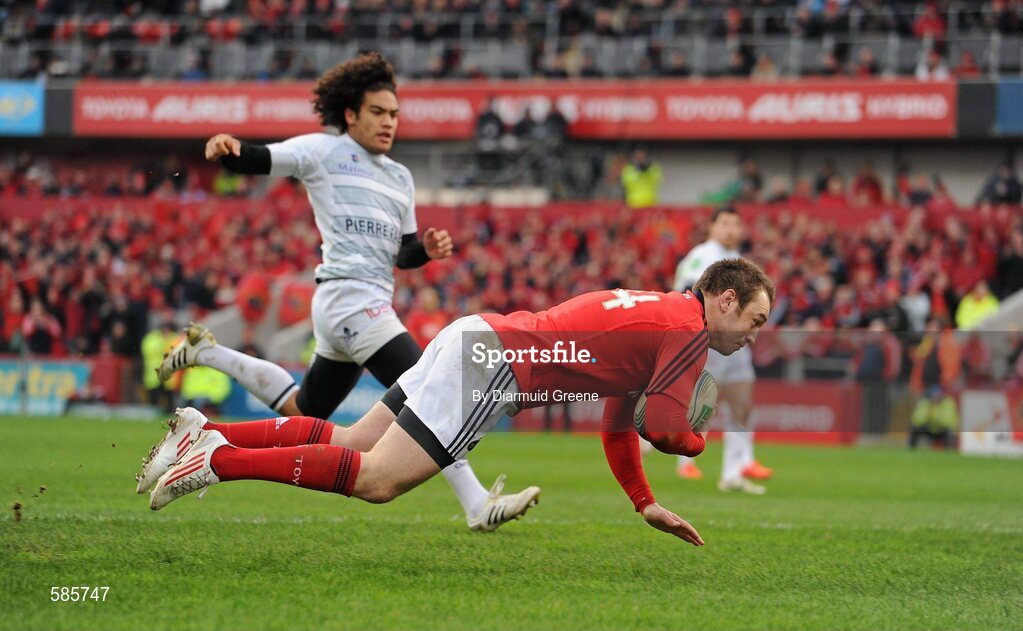 14 January 2012; Johne Murphy, Munster, scores his side's first try. Heineken Cup, Pool 1, Round 5, Munster v Castres Olympique, Thomond Park, Limerick. Picture credit: Diarmuid Greene / SPORTSFILE