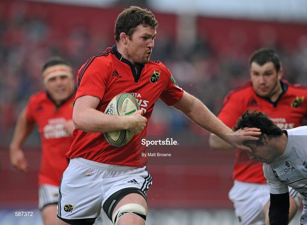 14 January 2012; Donnacha Ryan, Munster, in action against Vincent Inigo, Castres Olympique. Heineken Cup, Pool 1, Round 5, Munster v Castres Olympique, Thomond Park, Limerick. Picture credit: Matt Browne / SPORTSFILE