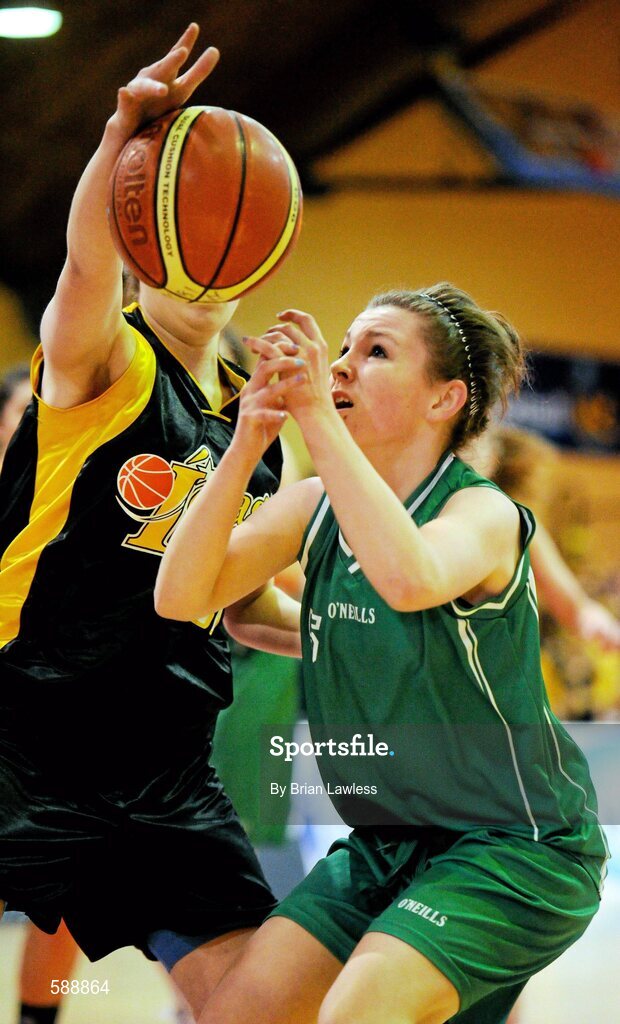 26 January 2012; Michelle Dilworth, St. Angela's College, in action against Cliona Mairtin, Colaiste Iosagain. All-Ireland Schools Cup U19A Girls Final, St. Angela's College, Cork v Colaiste Iosagain, Dublin, National Basketball Arena, Tallaght, Dublin. Picture credit: Brian Lawless / SPORTSFILE
