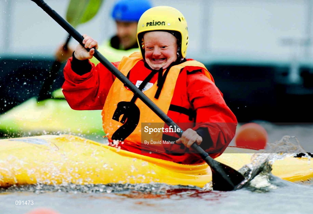 21 June 2002; Jill Kelly of Laois in action during the Division 4 Preliminary round of the 2002 Special Olympics Ireland National Games Kayaking at Salmon Leap Canoe Club in Leixlip, Kildare. Photo by David Maher/Sportsfile