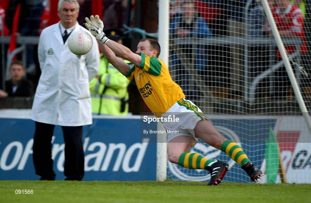 23 June 2002; Kerry goalkeeper Declan O'Keeffe saves a penalty from Cork's Colin Corkery during the Bank of Ireland Munster Senior Football Championship Semi-Final Replay match between Cork and Kerry at Páirc U’ Chaoimh in Cork. Photo by Brendan Moran/Sportsfile