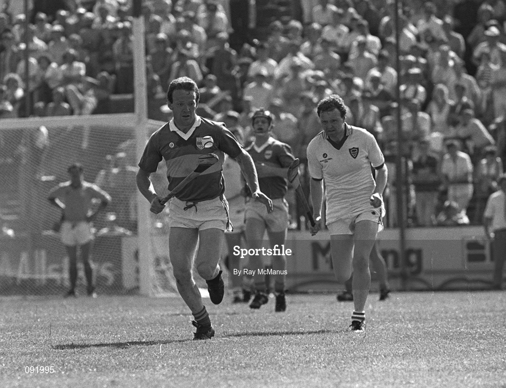 2 July 1989; Bobby Ryan of Tipperary in action during the Munster Senior Hurling Championship Final match between Tipperary and Waterford at Pairc Ui Chaoimh in Cork. Photo by Ray McManus/Sportsfile