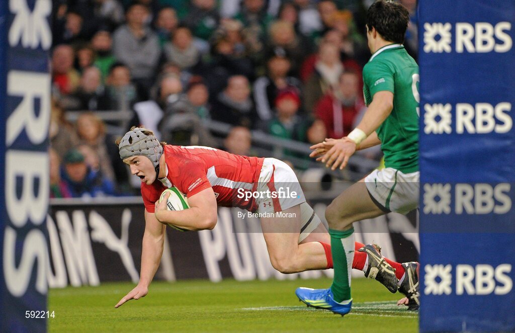 5 February 2012; Jonathan Davies, Wales, goes over to score a try. RBS Six Nations Rugby Championship, Ireland v Wales, Aviva Stadium, Lansdowne Road, Dublin. Picture credit: Brendan Moran / SPORTSFILE
