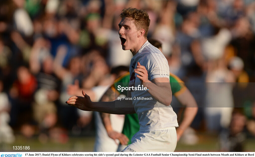 17 June 2017; Daniel Flynn of Kildare celebrates scoring his side's second goal during the Leinster GAA Football Senior Championship Semi-Final match between Meath and Kildare at Bord na Móna O'Connor Park in Tullamore, Co Offaly. Photo by Piaras Ó Mídheach/Sportsfile