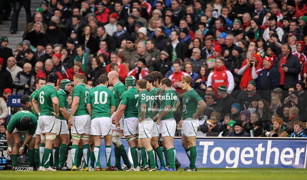 5 February 2012; The Ireland team gather together after Wales scored their first try of the game. RBS Six Nations Rugby Championship, Ireland v Wales, Aviva Stadium, Lansdowne Road, Dublin. Picture credit: Brendan Moran / SPORTSFILE