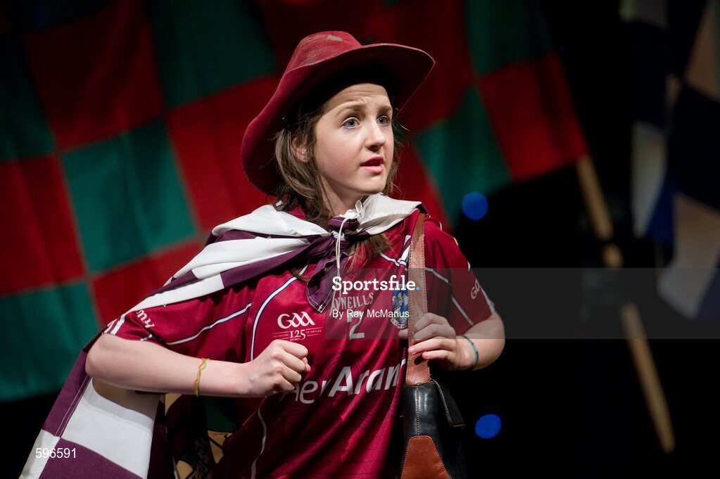 18 February 2012; Ciara Naughton, a member of the Caltra GAA Club, Co. Galway, performing in the 'Novelty Act' competition in the All-Ireland Scór na nÓg Final 2012. Royal Theatre & Events Centre, Castlebar, Co. Mayo. Picture credit: Ray McManus / SPORTSFILE