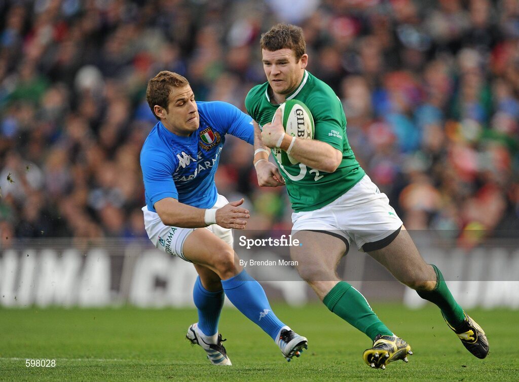 25 February 2012; Gordon D'Arcy, Ireland, is tackled by Tobias Botes, Italy. RBS Six Nations Rugby Championship, Ireland v Italy, Aviva Stadium, Lansdowne Road, Dublin. Picture credit: Brendan Moran / SPORTSFILE