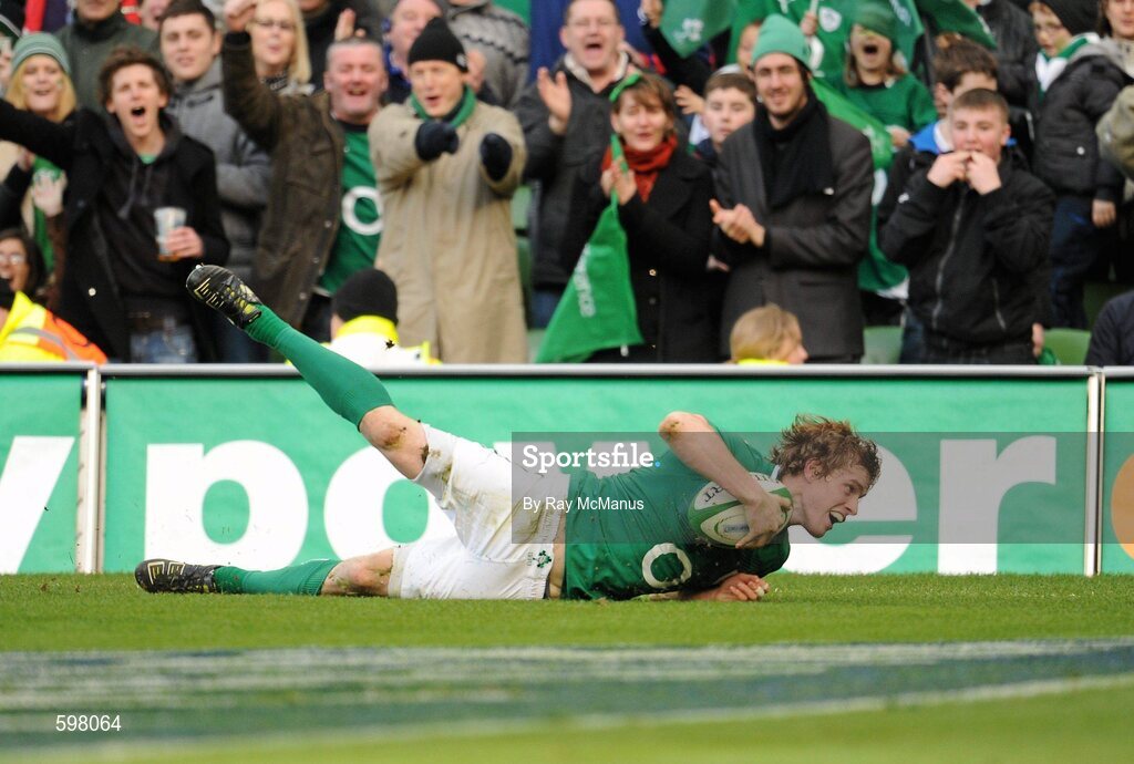 25 February 2012; Andrew Trimble, Ireland, goes over to score his side's fifth try. RBS Six Nations Rugby Championship, Ireland v Italy, Aviva Stadium, Lansdowne Road, Dublin. Picture credit: Ray McManus / SPORTSFILE