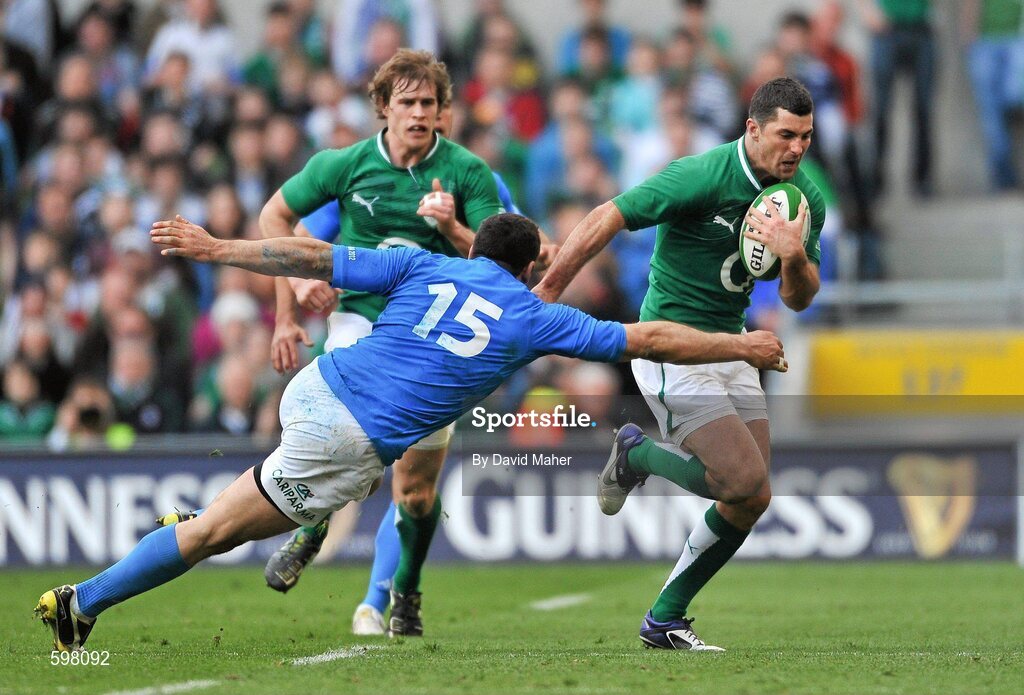 25 February 2012; Rob Kearney, Ireland, is tackled by Andrea Masi, Italy. RBS Six Nations Rugby Championship, Ireland v Italy, Aviva Stadium, Lansdowne Road, Dublin. Picture credit: David Maher / SPORTSFILE