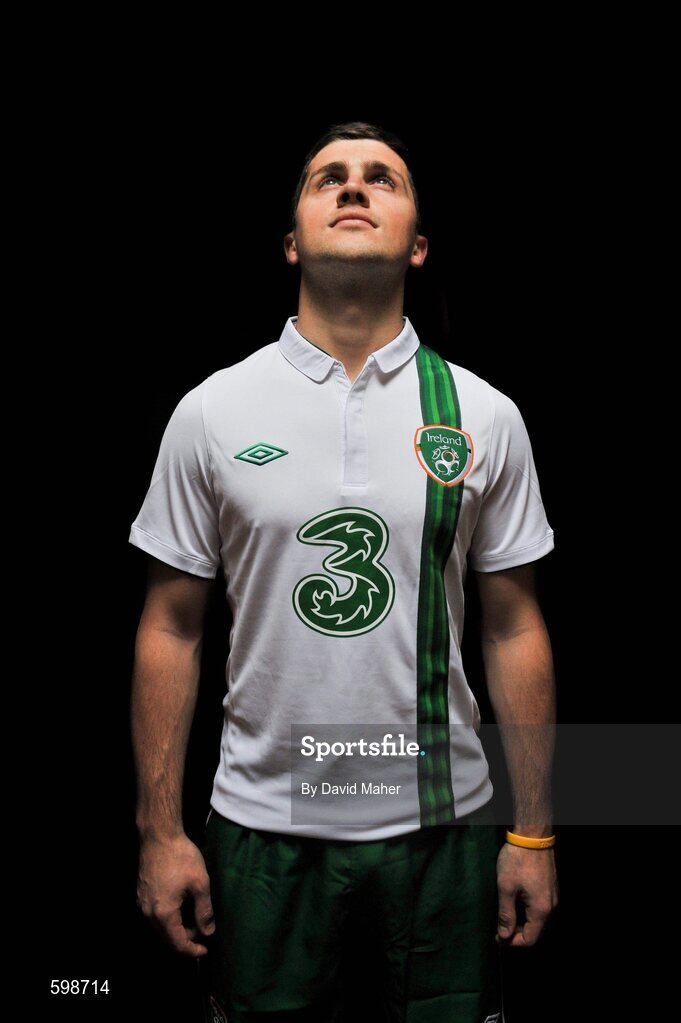 27 February 2012; Three, proud sponsors of the Republic of Ireland football team, today launches the new Umbro Republic of Ireland away jersey. Pictured wearing the new kit is Republic of Ireland player Shane Long. The Three sponsored jersey is available now and will be worn for the first time on the pitch for the Republic of Ireland’s Euro 2012 warm up friendly match against the Czech Republic on Wednesday 29th February. To celebrate the launch, Three is giving away 8 pairs of tickets to the match, just go to www.facebook.com/3Football for more details, terms and conditions and apply. Gannon Park, Malahide, Co. Dublin. Picture credit: David Maher / SPORTSFILE
