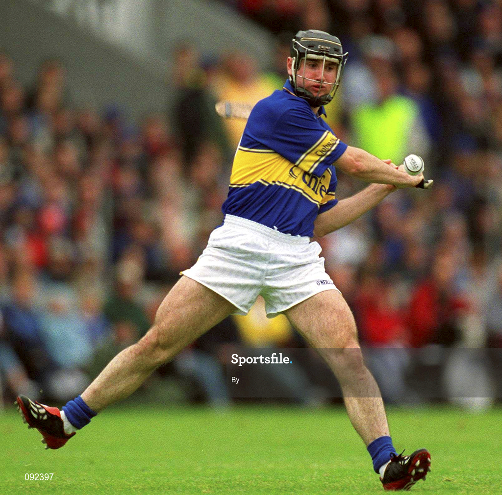 30 June 2002; Eoin Kelly, Tipperary. Hurling. Picture credit; Ray McManus / SPORTSFILE