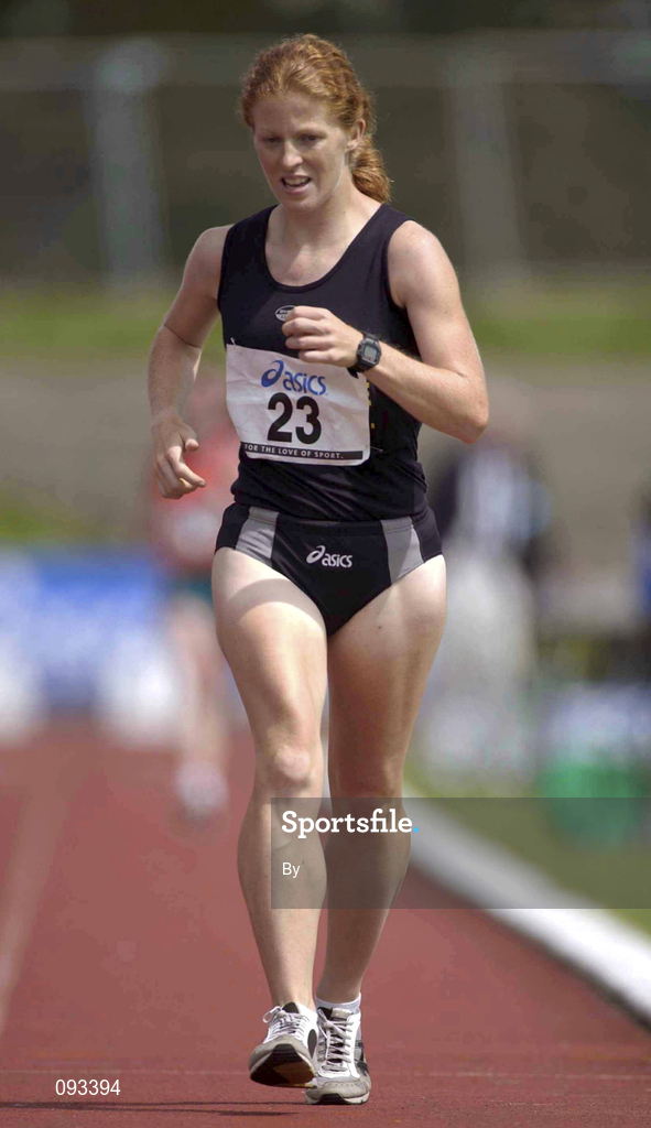 13 July 2002; Gillian O'Sullivan, Farranfore Maine Valley AC, on her way to setting a World Record Time of 20.02.60, subject to ratification by the IAAF, on the track in the Women's 5000m Walk. AAI National Track and Field Championships, Morton Stadium, Santry, Dublin. Athletics. Picture credit; Brendan Moran / SPORTSFILE *EDI*