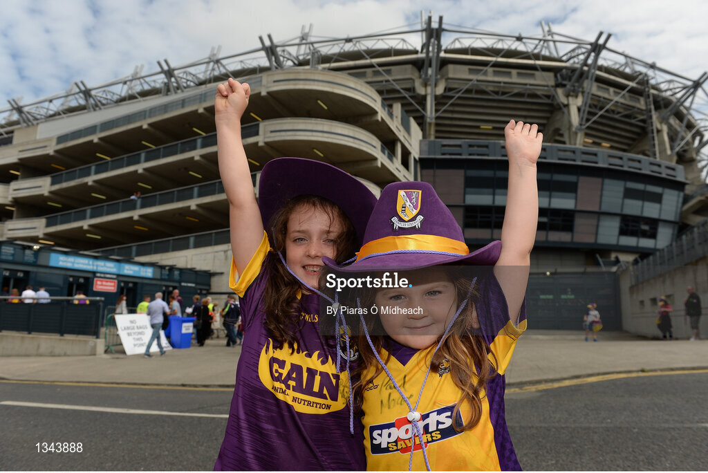2 July 2017; Wexford supporters Emma and Meabh Maguire ahead of the Leinster GAA Hurling Senior Championship Final match between Galway and Wexford at Croke Park in Dublin. Photo by Piaras Ó Mídheach/Sportsfile