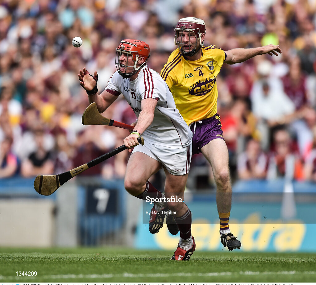 2 July 2017; Conor Whelan of Galway in action against James Breen of Wexford during the Leinster GAA Hurling Senior Championship Final match between Galway and Wexford at Croke Park in Dublin. Photo by David Maher/Sportsfile