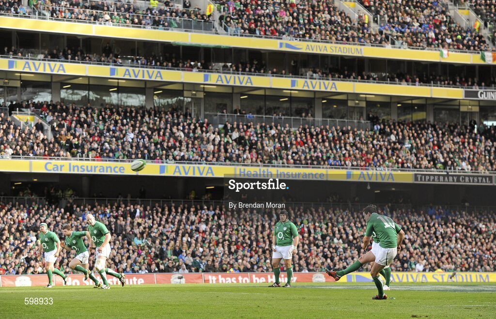25 February 2012; Ireland out-half Jonathan Sexton kicks a penalty. RBS Six Nations Rugby Championship, Ireland v Italy, Aviva Stadium, Lansdowne Road, Dublin. Picture credit: Brendan Moran / SPORTSFILE