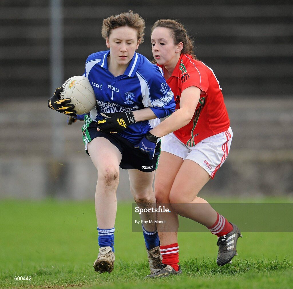 3 March 2012; Colaiste Ide agus Iosef goalkeeper Melissa Holland prepares to clear under pressure from the St Leo’s corner forward Róisín Byrne. Tesco All-Ireland Post Primary Schools Senior A Semi-Final, St Leo’s, Carlow v Colaiste Ide agus Iosef, Limerick, McDonagh Park, Nenagh, Co. Tipperary. Picture credit: Ray McManus / SPORTSFILE