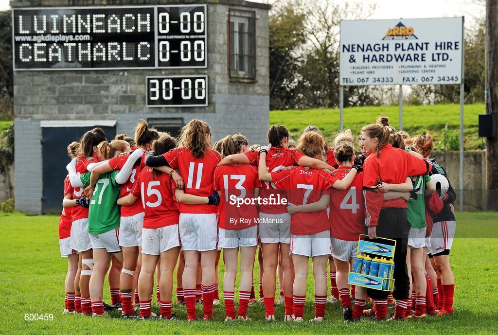 3 March 2012; The St Leo’s players prepare for the game. Tesco All-Ireland Post Primary Schools Senior A Semi-Final, St Leo’s, Carlow v Colaiste Ide agus Iosef, Limerick, McDonagh Park, Nenagh, Co. Tipperary. Picture credit: Ray McManus / SPORTSFILE