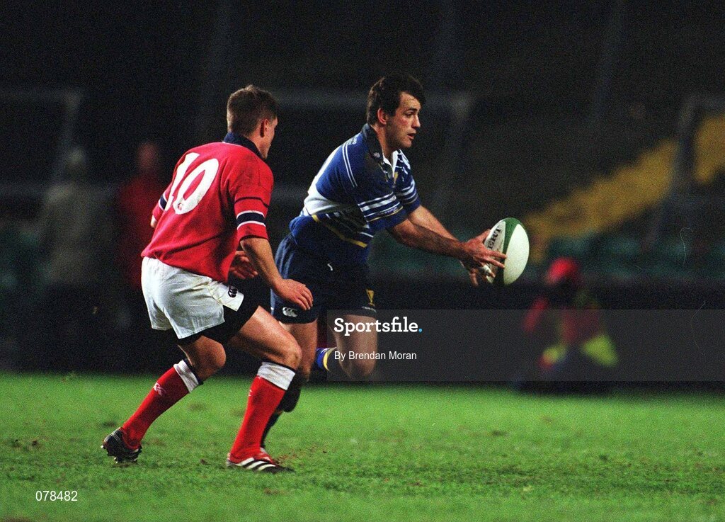 15 December 2001; Nathan Spooner, Leinster, in action against Ronan O'Gara, Munster. Leinster v Munster, Celtic League, Final, Lansdowne Road, Dublin. Rugby. Picture credit; Brendan Moran / SPORTSFILE