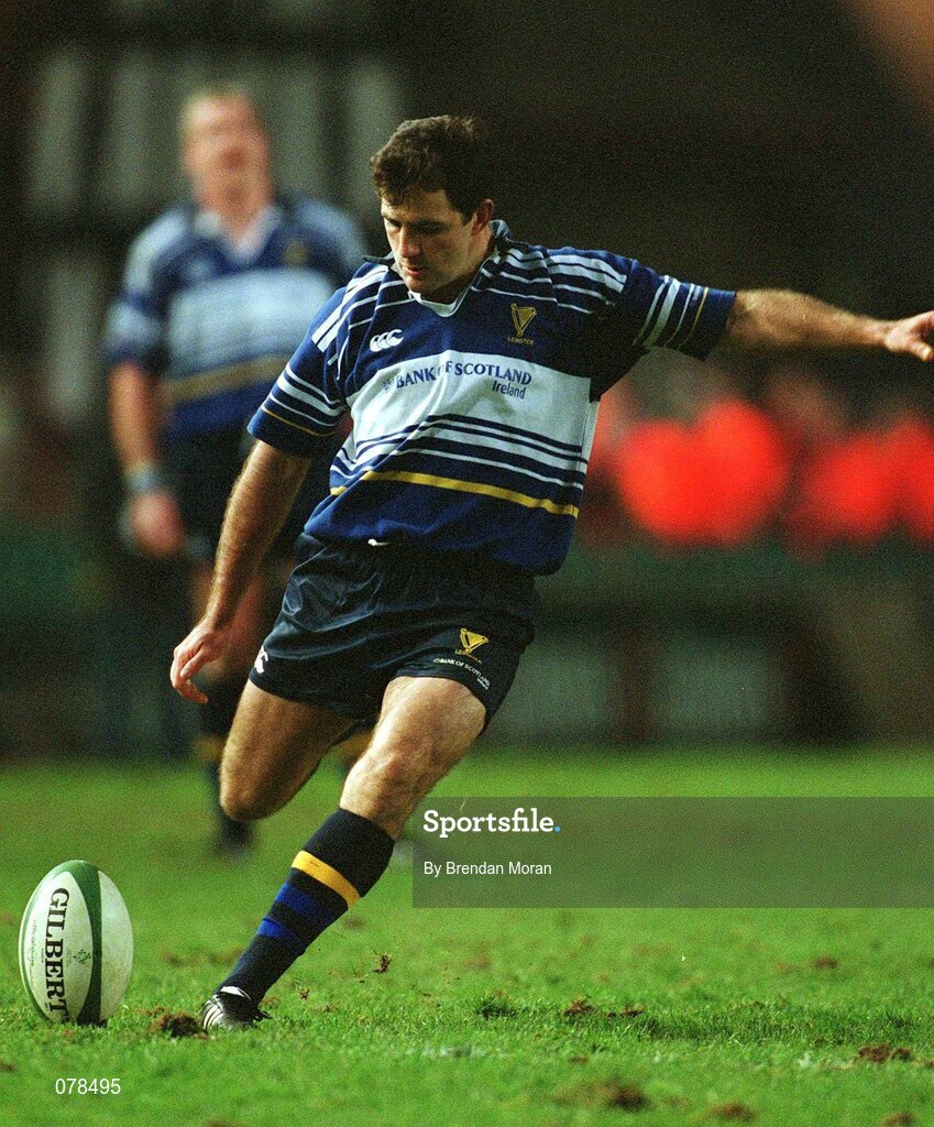 15 December 2001; Nathan Spooner, Leinster. Rugby. Picture credit; Brendan Moran / SPORTSFILE
